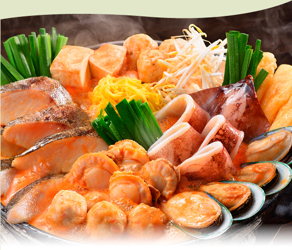 盛りだくさんの海鮮と野菜が美味しそうな坦々海鮮鍋